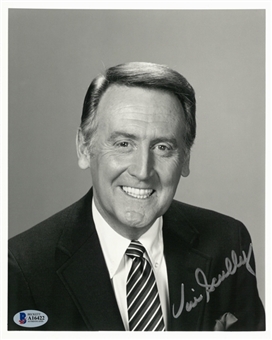 Vin Scully Signed 8 x 10 Photograph (Beckett)